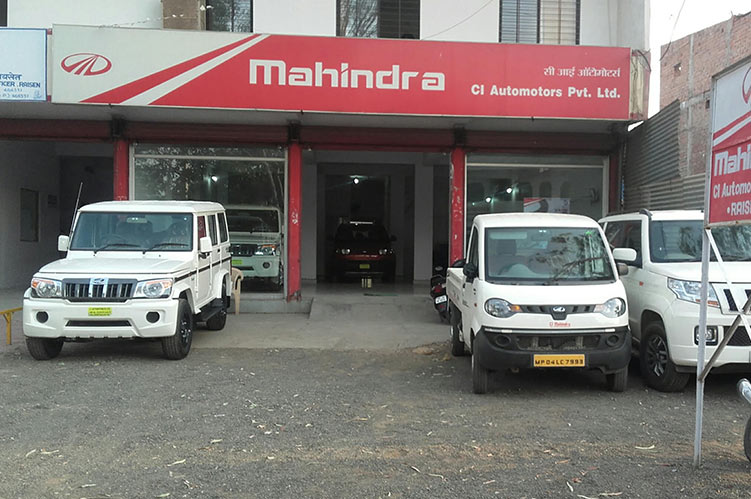 Mahindra Showroom And Workshop Images mahindra-showroom-and-workshop-images