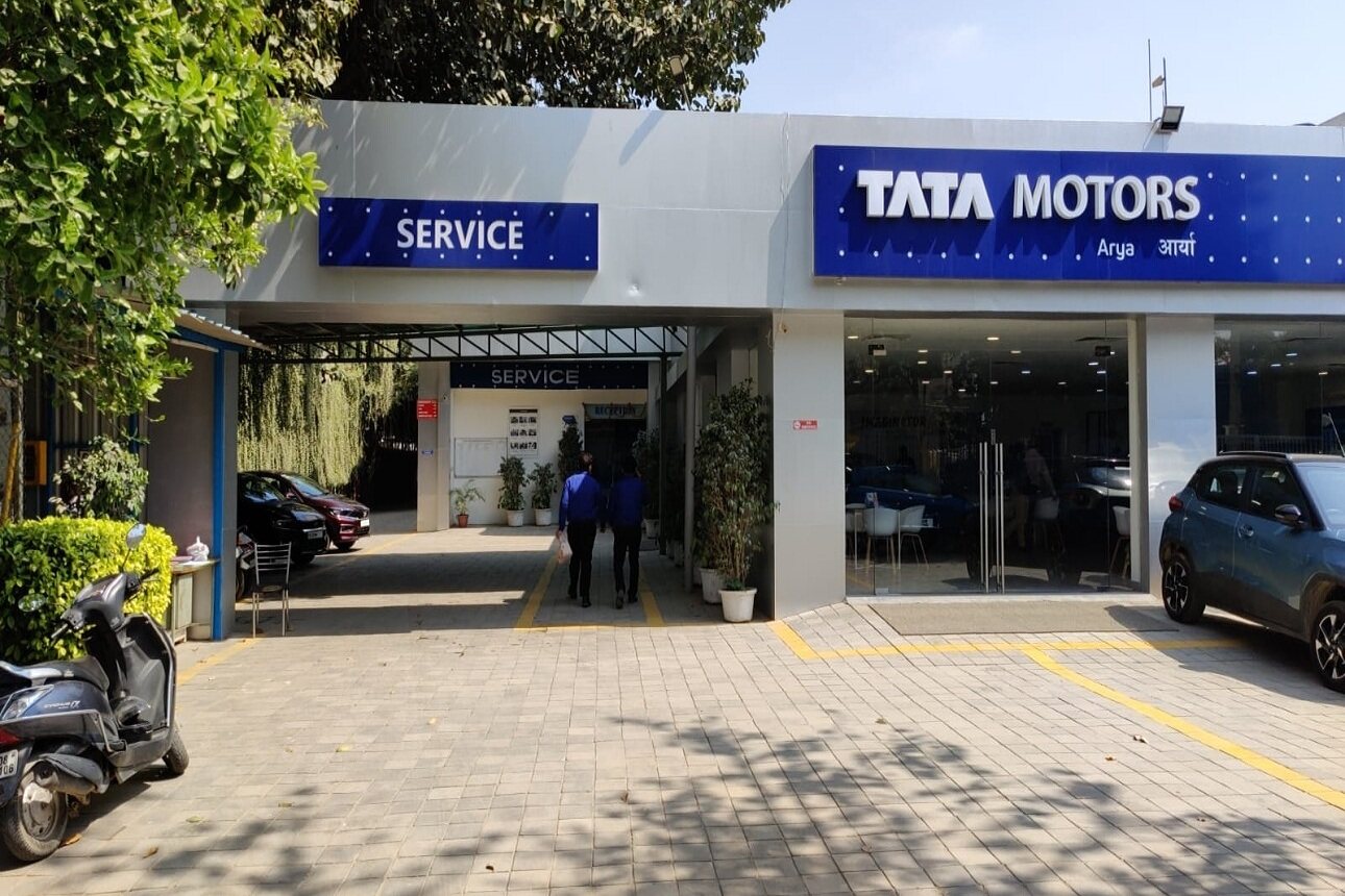 Tata Motors Car Service Center - Arya Tata Sector-18