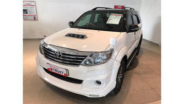 Toyota Fortuner 4x2 Manual