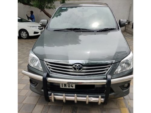Toyota Innova 2.5 VX (Diesel) 8 Seater Toyota Innova 2.5 VX (Diesel) 8 Seater