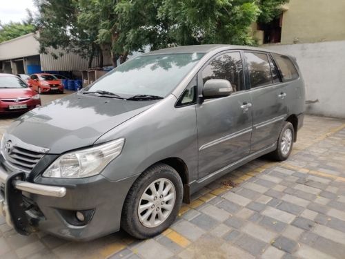 Toyota Innova 2.5 VX (Diesel) 8 Seater Toyota Innova 2.5 VX (Diesel) 8 Seater