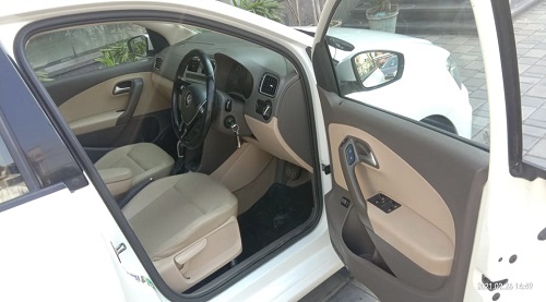 Volkswagen Vento 1.5 TDI Highline AT BSIV Volkswagen Vento 1.5 TDI Highline AT BSIV