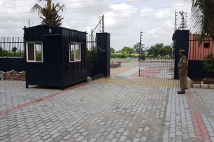 KIA-Anantapur-Outside-1 KIA-Anantapur-Outside-1