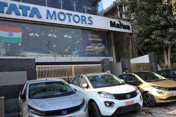 Tata Showroom and Workshop Images | Malwa Automobiles