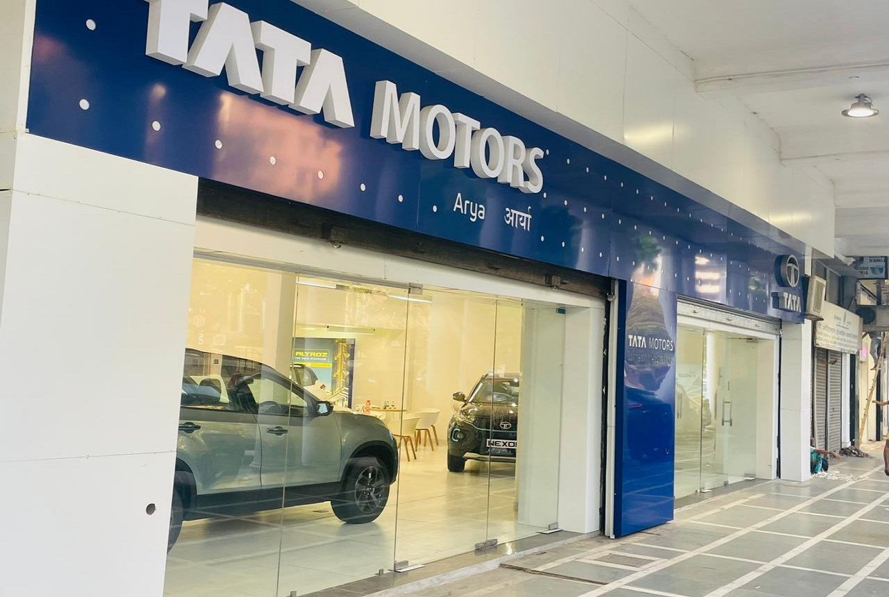 Tata Motors Car Showroom Connaught Place, New Delhi