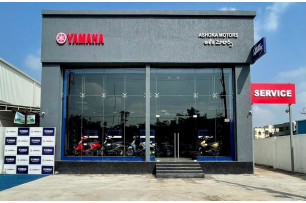 Yamaha deals showroom kukatpally